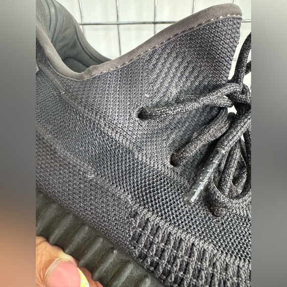 Adidas Yeezy Boost 350 V2 Static Black Non-Reflective Mens Size 11.5 - Picture 3 of 10